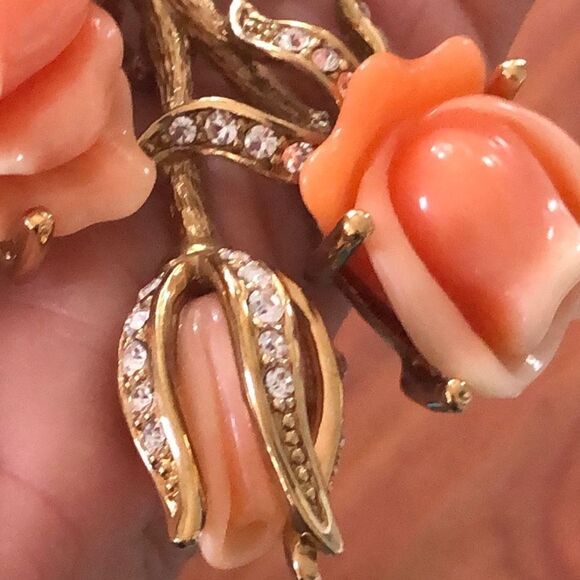Nolan Miller Large rose pin faux Jade and coral  - Picture 5 of 6